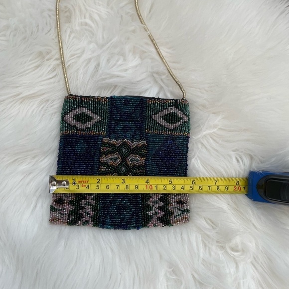 Beaded Crossbody Bag - Picture 6 of 7